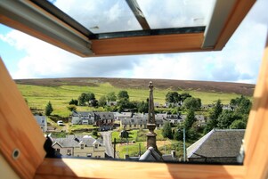 Habitación estándar con 1 cama doble o 2 individuales, baño privado (Attic Room ) | Vistas desde el alojamiento