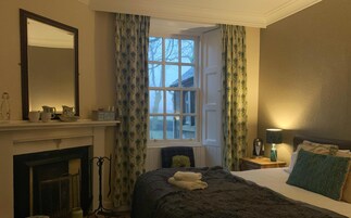 Habitación con 1 cama doble o 2 individuales, baño privado | Interior