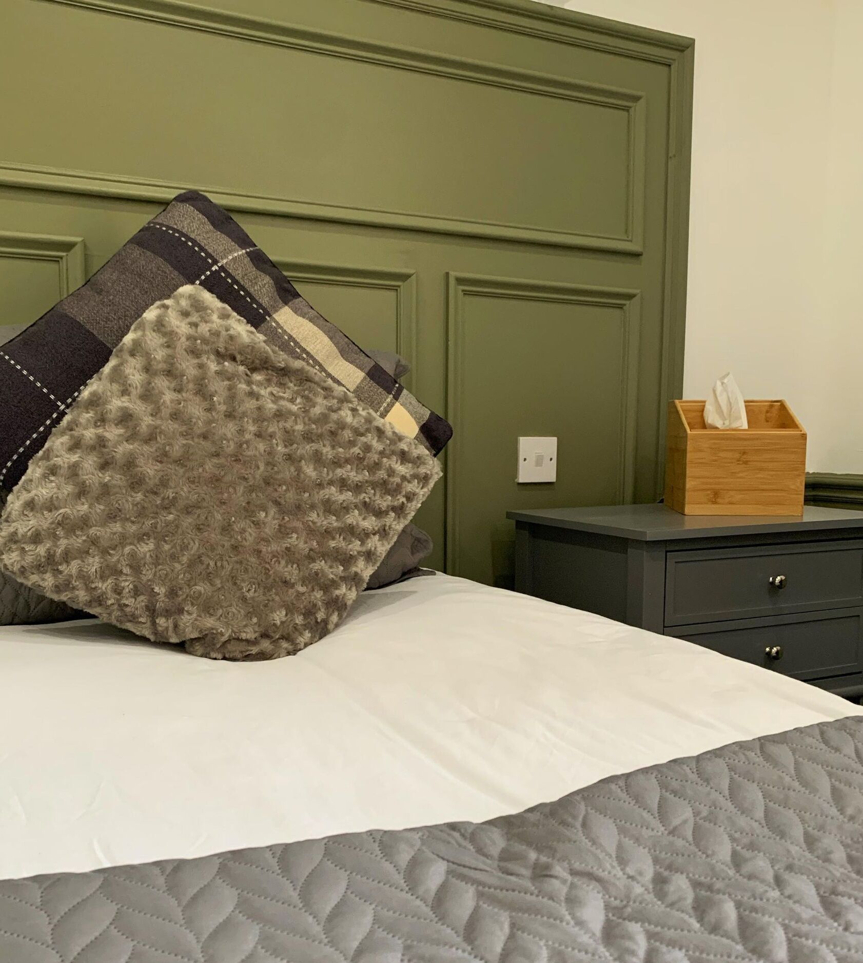 superior double or twin room, ensuite (room 3) | interior