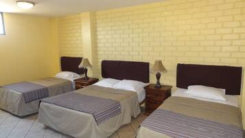 Suite Familiale | Coffres-forts dans les chambres, Wi-Fi gratuit