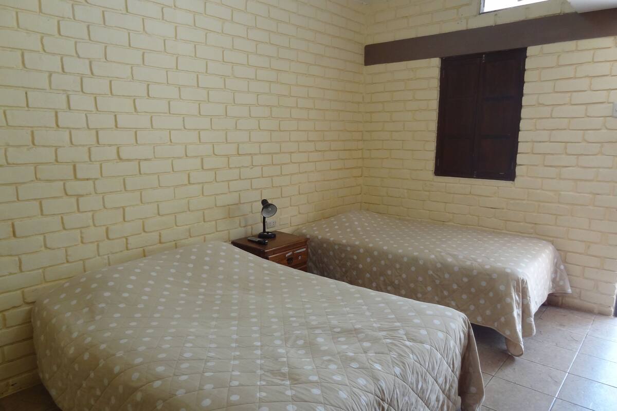 Coffres-forts dans les chambres, Wi-Fi gratuit