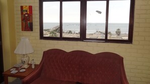 Suite, terrasse | Oppholdsområde