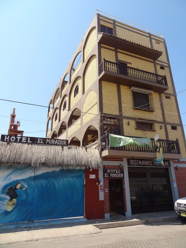 واجهة المنشأة