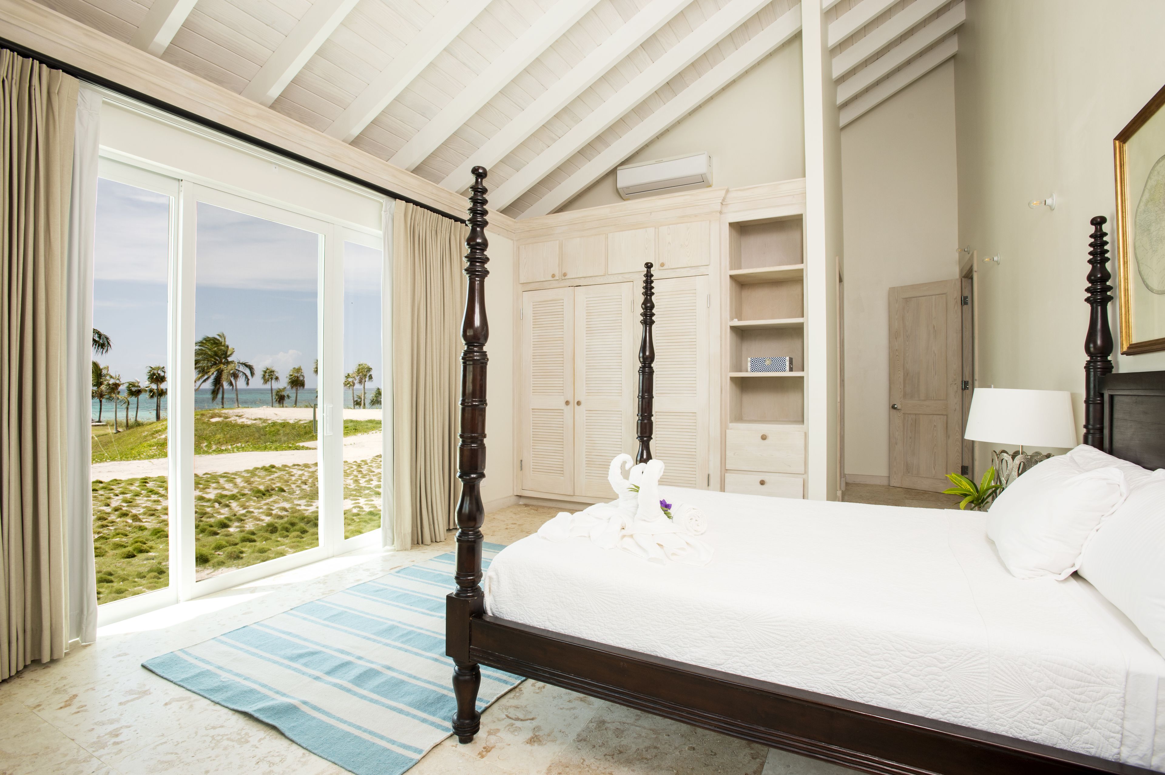 wild orchid | in-room safe, blackout curtains, iron/ironing board, cots/infant beds