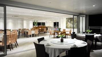 Serveert lunch en diner, Chinese gerechten