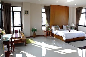 Quarto luxo | Escrivaninha, Wi-Fi de cortesia