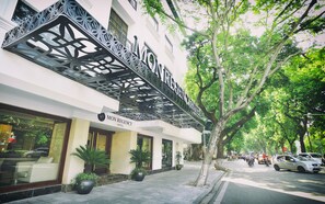 Front of property - La Passion Classic Hotel (Hanoi)