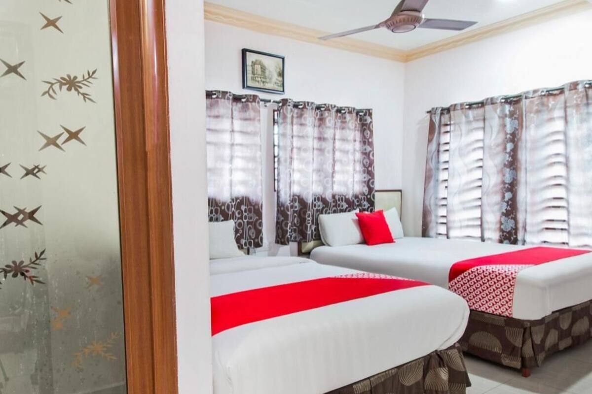 Fer et planche à repasser, Wi-Fi gratuit, draps fournis