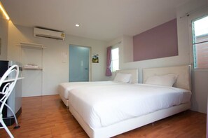 Camera Standard con 2 letti singoli | Minibar, letti aggiuntivi (a pagamento), Wi-Fi gratuito