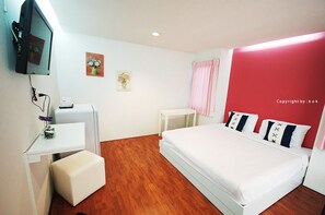 Doppia Standard | Minibar, letti aggiuntivi (a pagamento), Wi-Fi gratuito