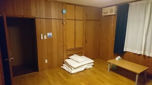 Room, Shared Bathroom (103) | Desk, free WiFi - Sea Blue (Onna)