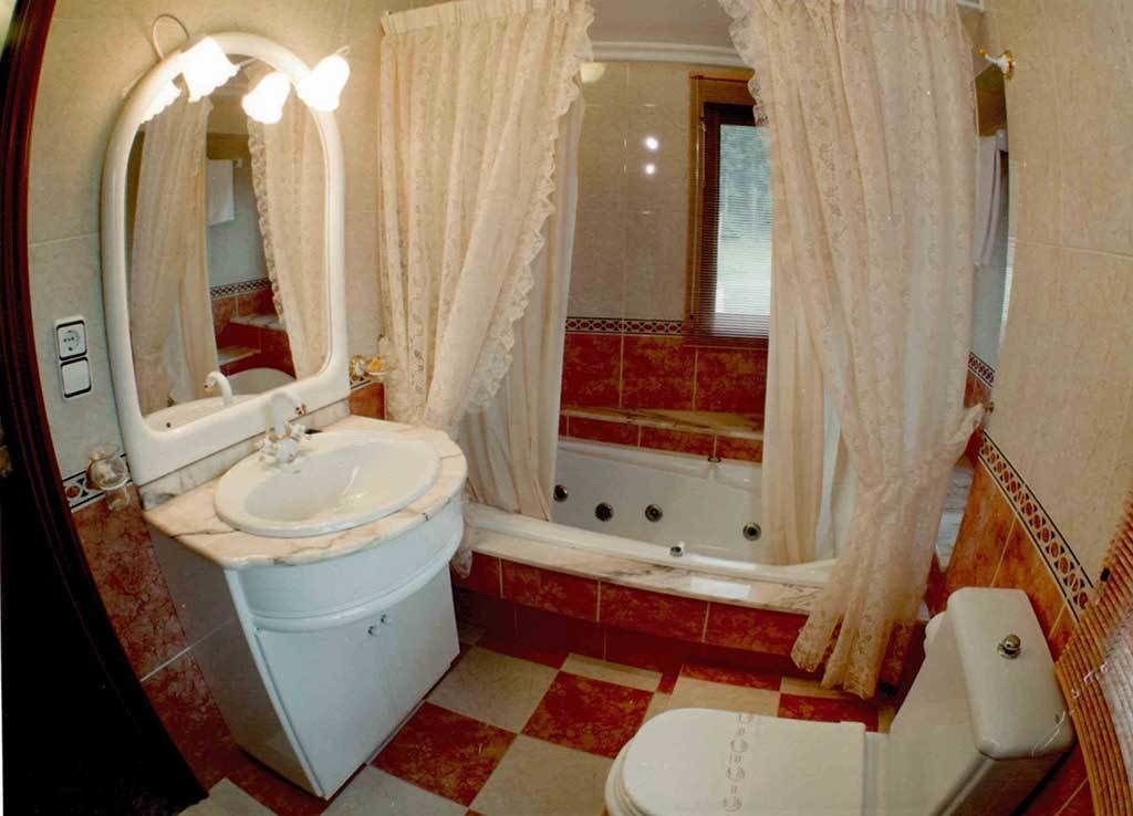 Suite, bañera de hidromasaje | Bañera de hidromasaje