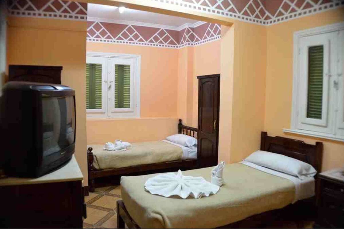 In-room safe, blackout drapes, WiFi (free)