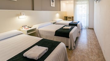 Twin Room with extra bed | In-room safe, blackout curtains, free WiFi, bed sheets