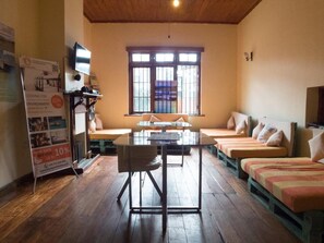 Khu tiếp khách ở sảnh