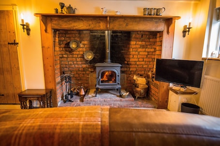 Iron/ironing board, free WiFi