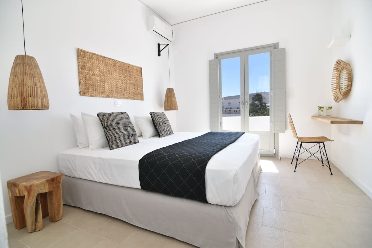 Standard Room, Garden View | Free WiFi, bed sheets