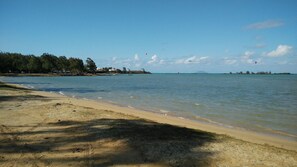 ใกล้ชายหาด