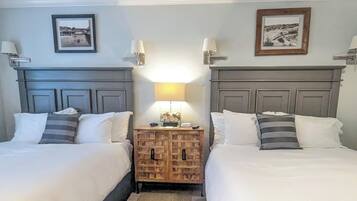 Habitació (Grand Cayman) | Llençols italians de la marca Frette i roba de llit d'alta qualitat