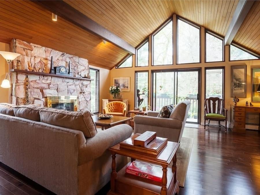 Área de estar no saguão