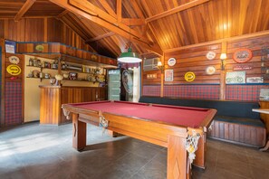 Billiards - Wood House (Petrópolis)