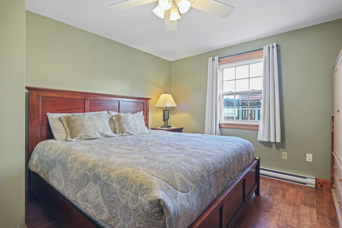 Duplex, 1 Bedroom | 2 bedrooms, individually decorated, individually furnished