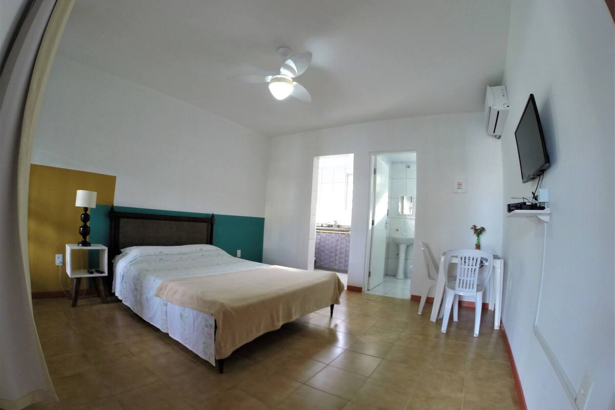 Basic Double Room | Free WiFi, bed sheets
