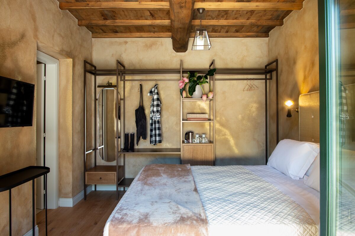Superior Double Room | Minibar, in-room safe, free WiFi, bed sheets