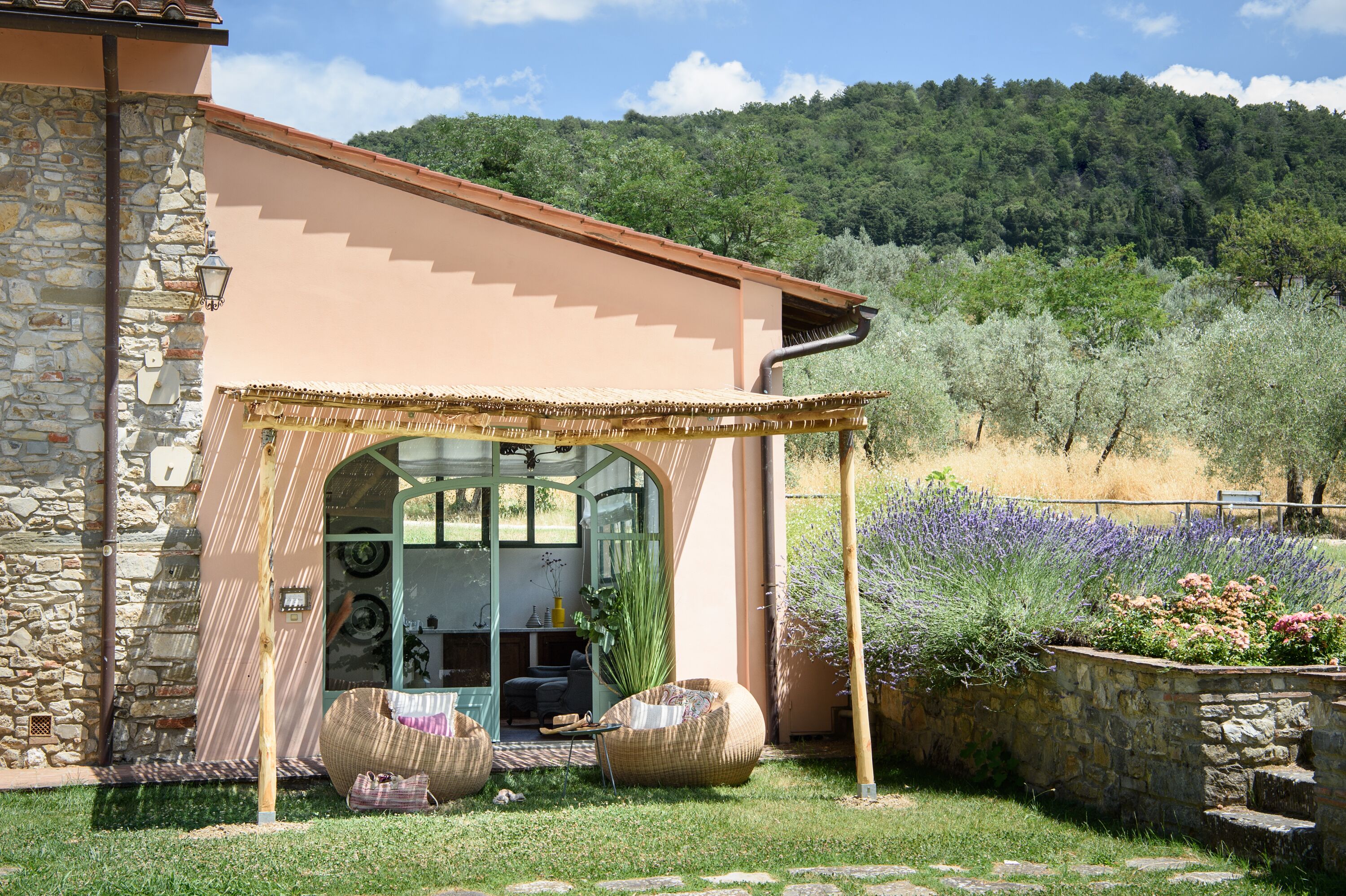 Luxury Suite | Minibar, in-room safe, free WiFi, bed sheets