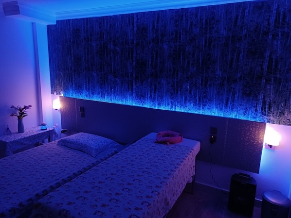 Couples treatment room(s), body treatments, aromatherapy