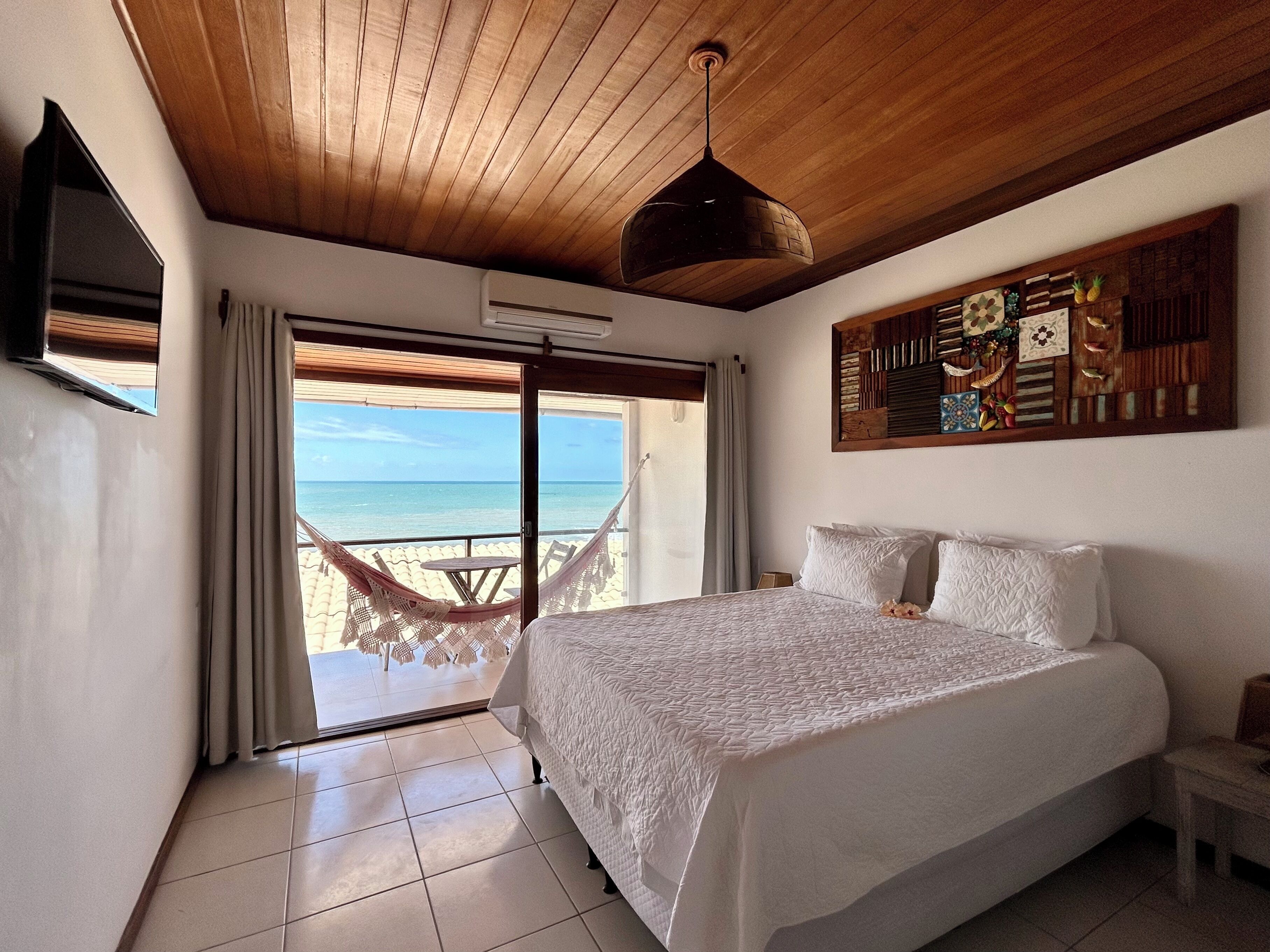 Standard Suite, Ocean View | 1 bedroom, minibar, in-room safe, desk