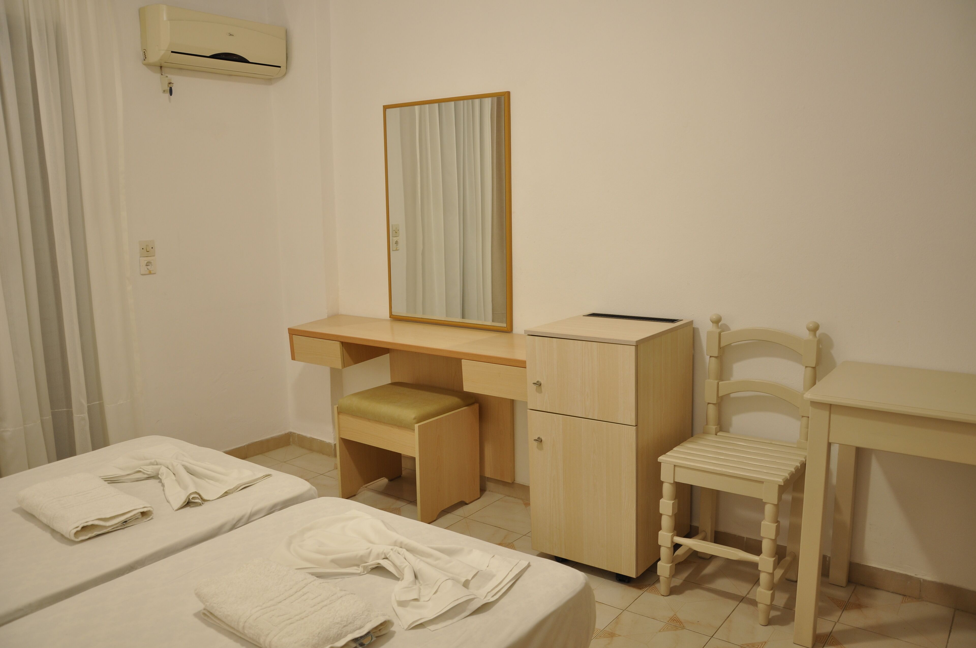 Photo - Angelos Studios