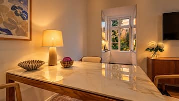 In-room dining