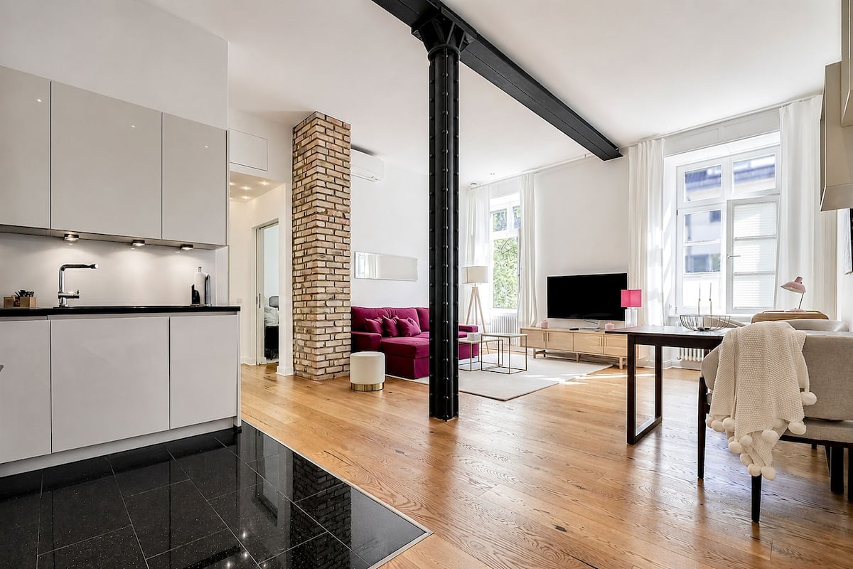 Executive One-Bedroom Residence | Private kitchen | Espresso maker, coffee/tea maker, full-sized fridge, microwave