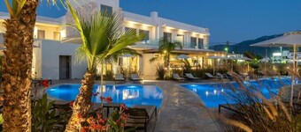 Oneiro Boutique Hotel