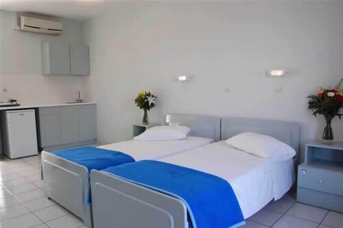 Oneiro Boutique Hotel
