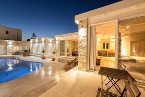 Soundproofing, free WiFi - Villa Pela (Paros)