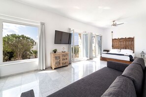 Luxury Villa, Poolside | Living area