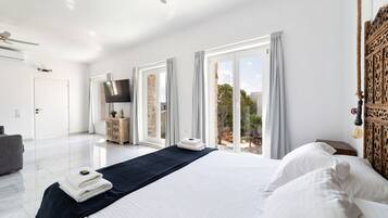 Vila, di pinggir kolam renang | Pemandangan kota