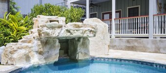 Gruene Reservations at the Village