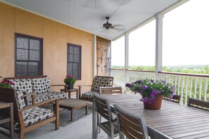 Condo, 3 Bedrooms, 2 Bathrooms | Balcony