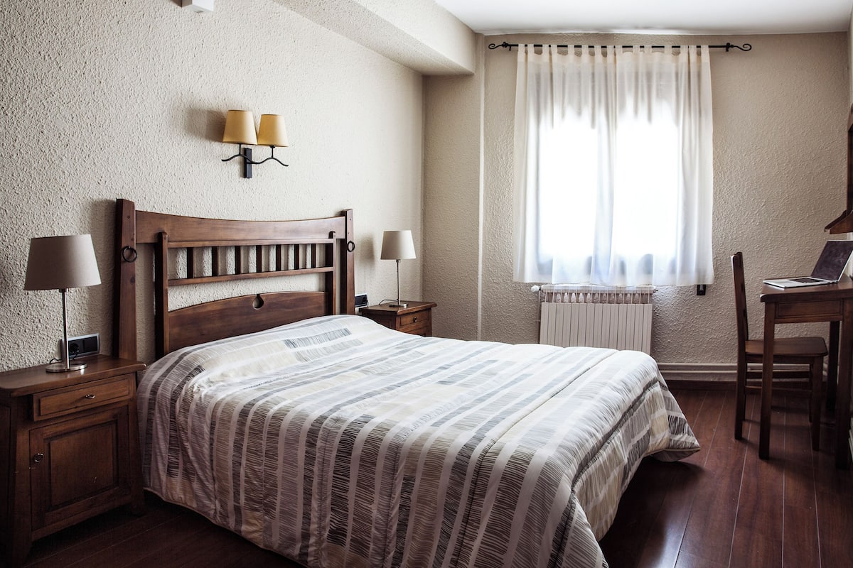 In-room safe, desk, blackout curtains, free WiFi