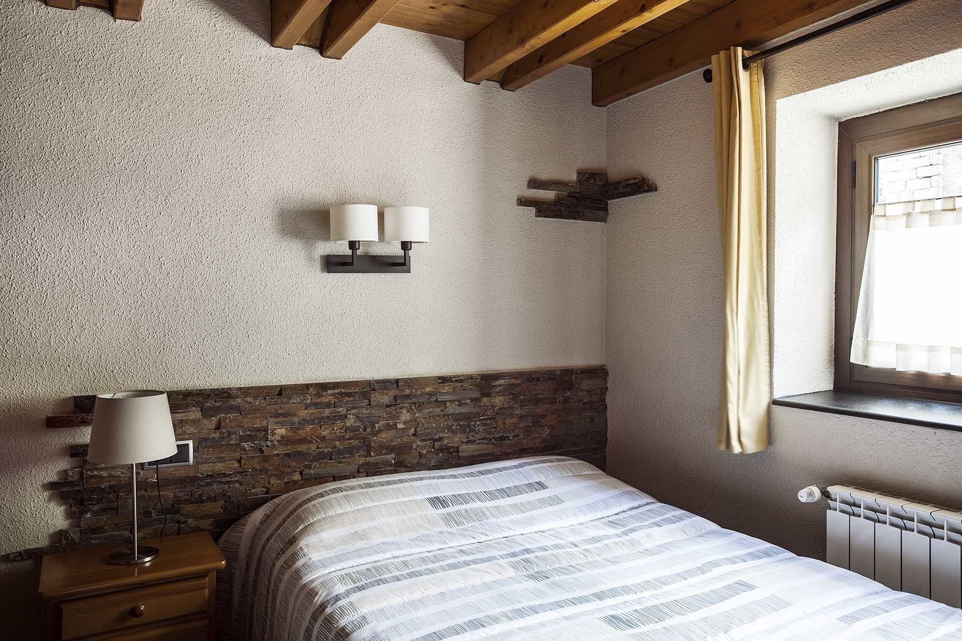 Dreibettzimmer | Zimmersafe, Schreibtisch, Verdunkelungsvorhänge, kostenloses WLAN