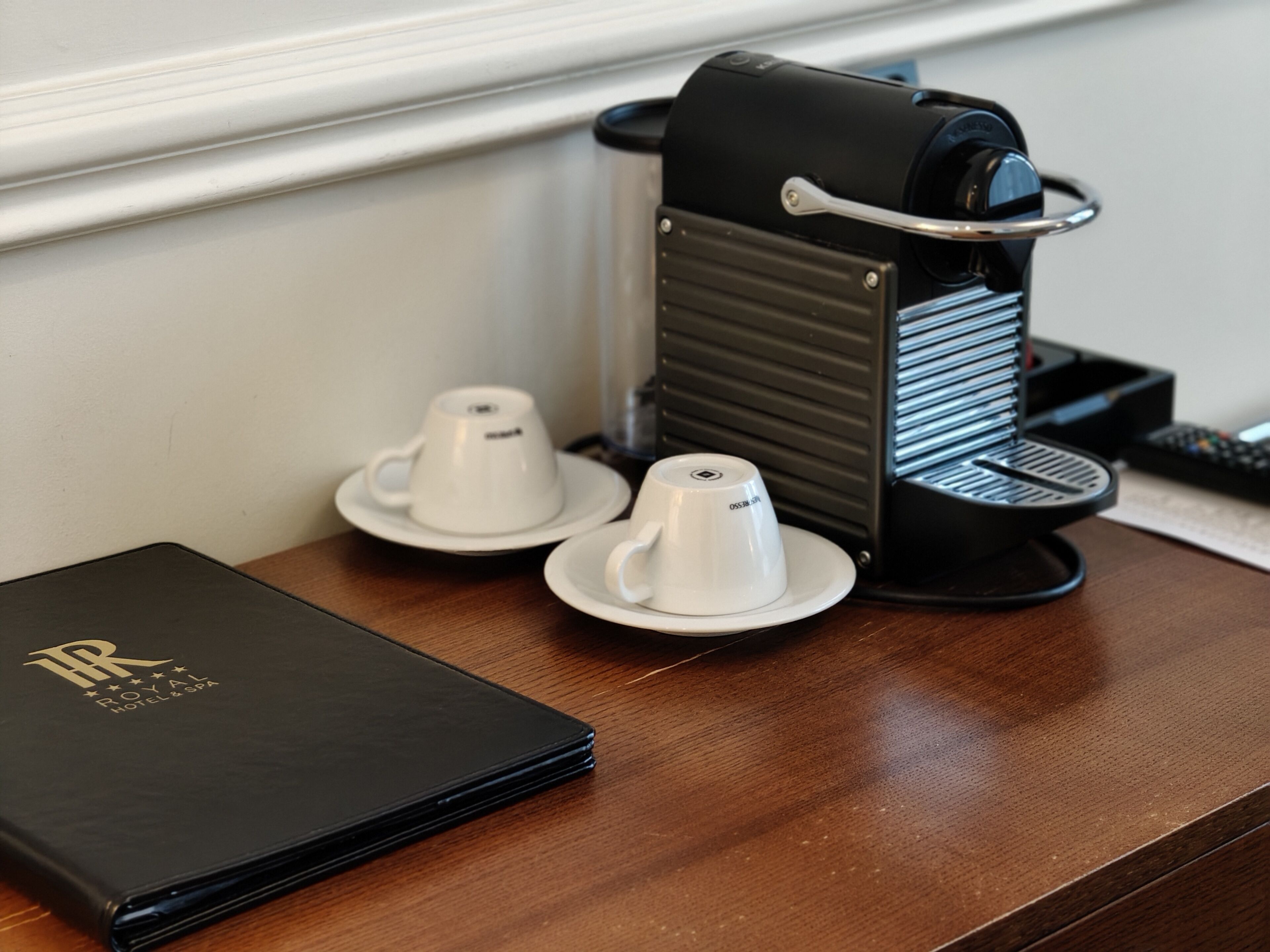 premier double room single use | minibar, in-room safe, desk, iron/ironing board