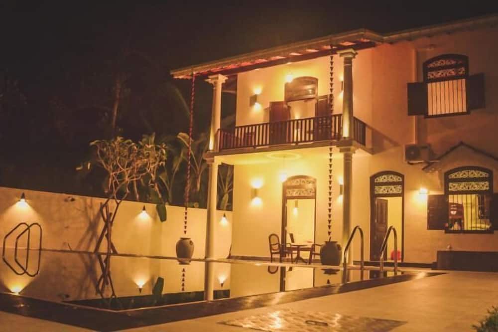 Villa Frangipani