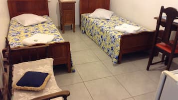 Habitación estándar doble - Pago solamente a través de transferencia bancaria | Minibar, wifi gratis y ropa de cama