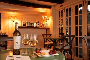 Bar (on property) - The Baker House 1650 (East Hampton)