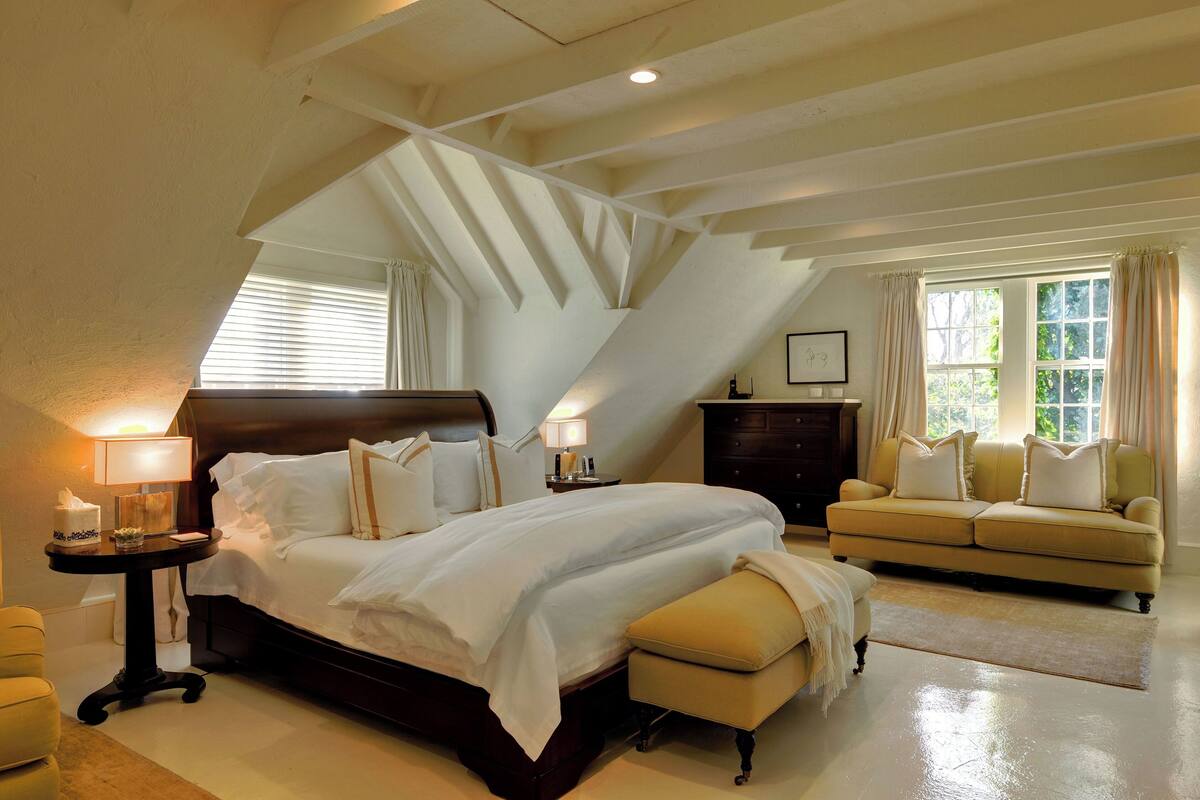 Luxury Suite, 1 King Bed | View from room