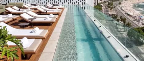 Outdoor pool, pool loungers