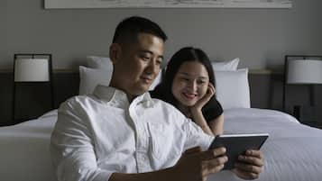 Dusj, miljøvennlige toalettsaker, hårføner og håndklær